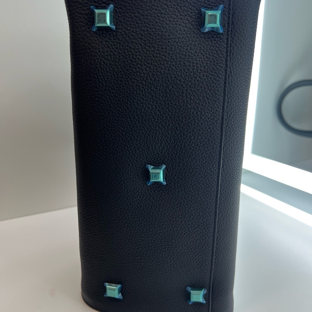 Ferragamo - Picture 5 of 12